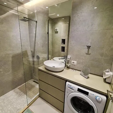 Apartment Comfort Center Tirana