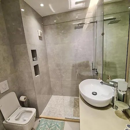 Comfort Center Apartment *